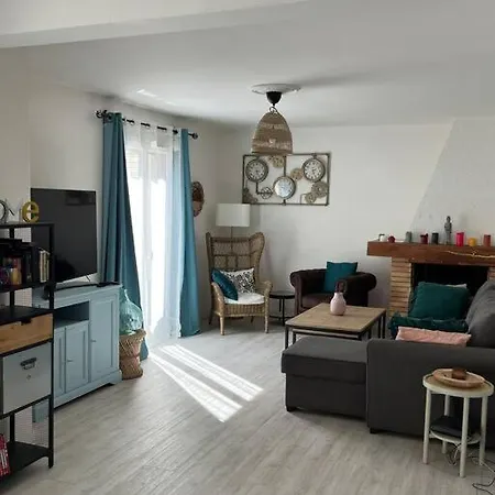 בית נופש Jolie Familiale *